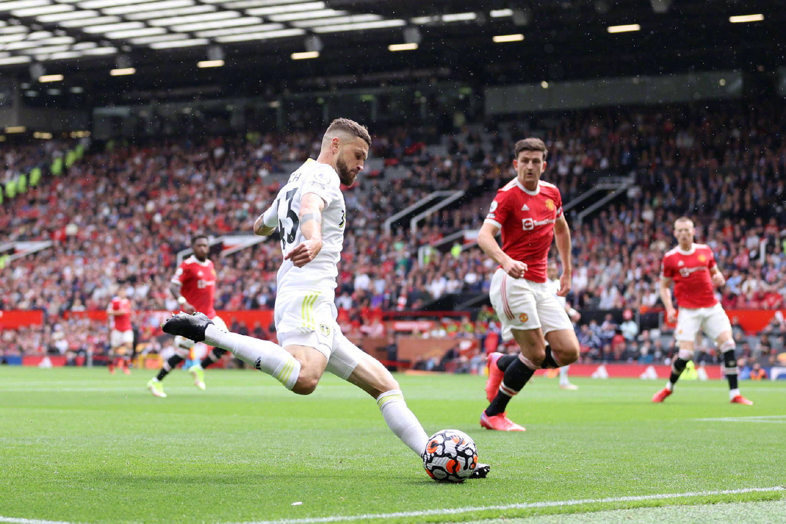 战略调整与 战略调整与